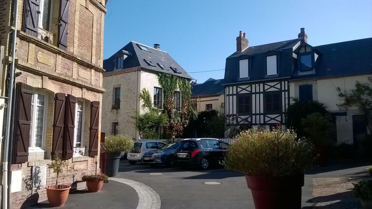 La P'Tite Normande Villa Villerville Buitenkant foto